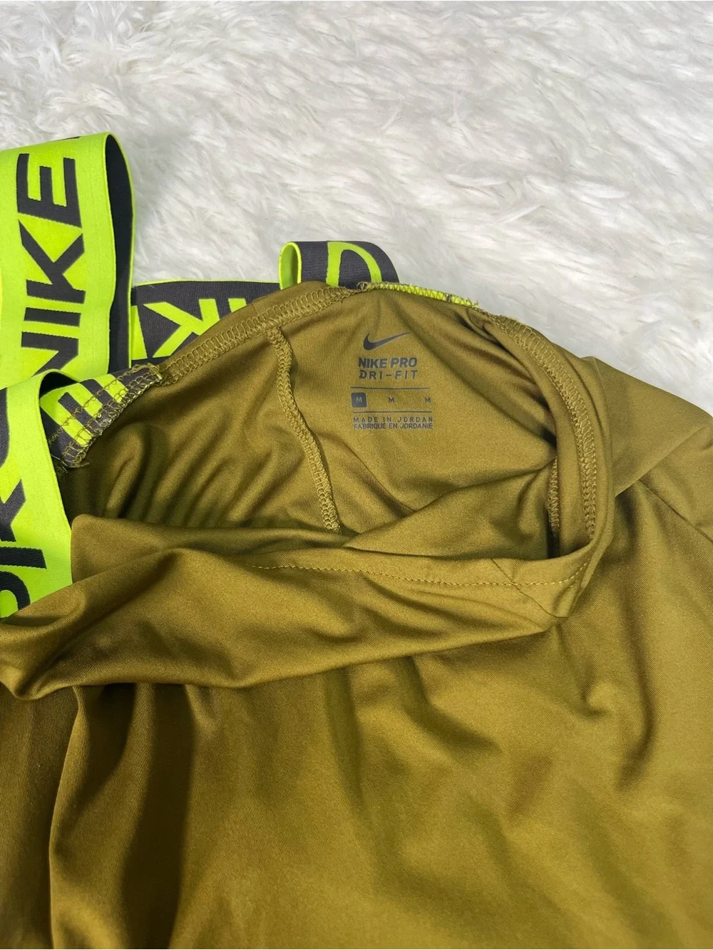 Nike Pro Intertwist Dri-FIT Elastika Training Tank Top In Moss Green/Volt Yellow